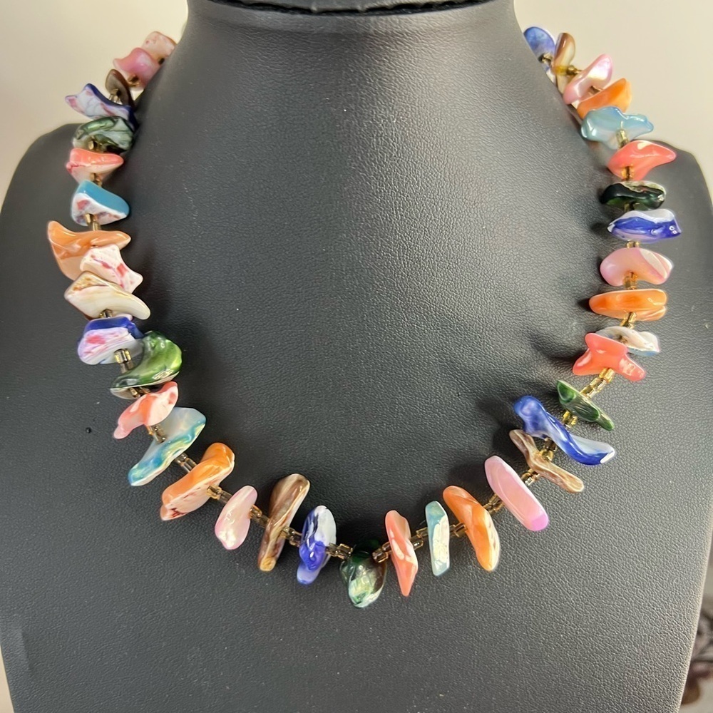 Vintage Japan Signed Colorful Shell Necklace 18”